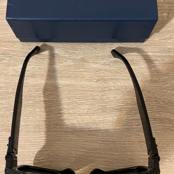 LOUIS VUITTON 1.1 Millionaires Sunglasses - Picture 14 of 14